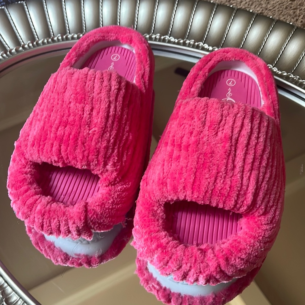 Hot Pink Comfortable Slippers